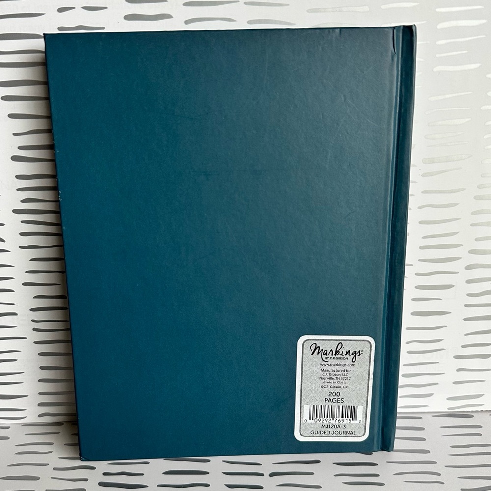 “Never Give Up” Guided Fitness Journal - Picture 4 of 4